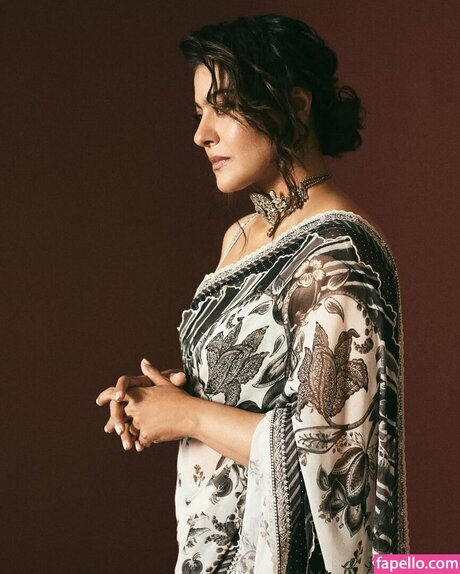 Kajol Devgn pretty actress galleries