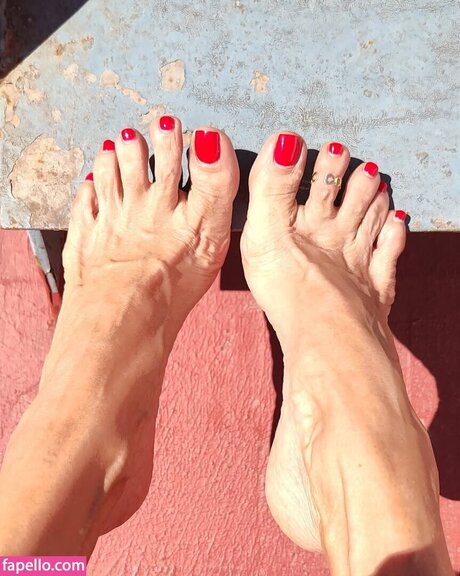 Mrs Peta hot model photos