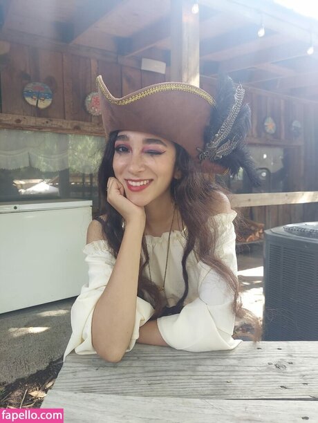 AlineFouche pornographic actress img