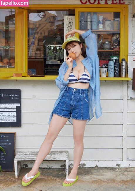 Mita Yuki_ star erotic image