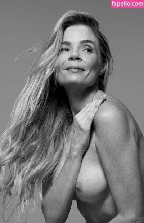 Alexia Dechamps art actress pictures