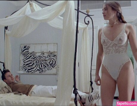 Emmanuelle Seigner xxx actress pic