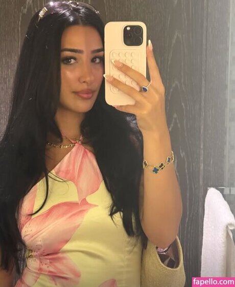 adolladola pornstar exclusive photos