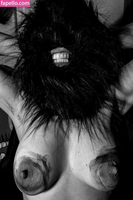 Carolina Amaya naked star pics