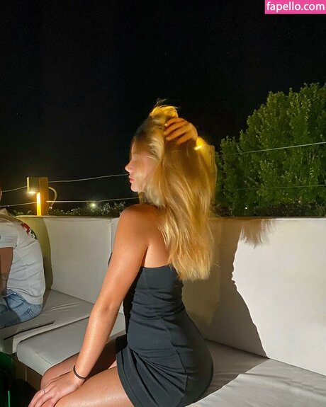 __lara sofia model best photos