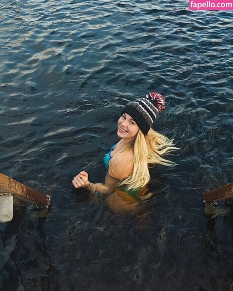 Ida Hulkko naked pornstar pics