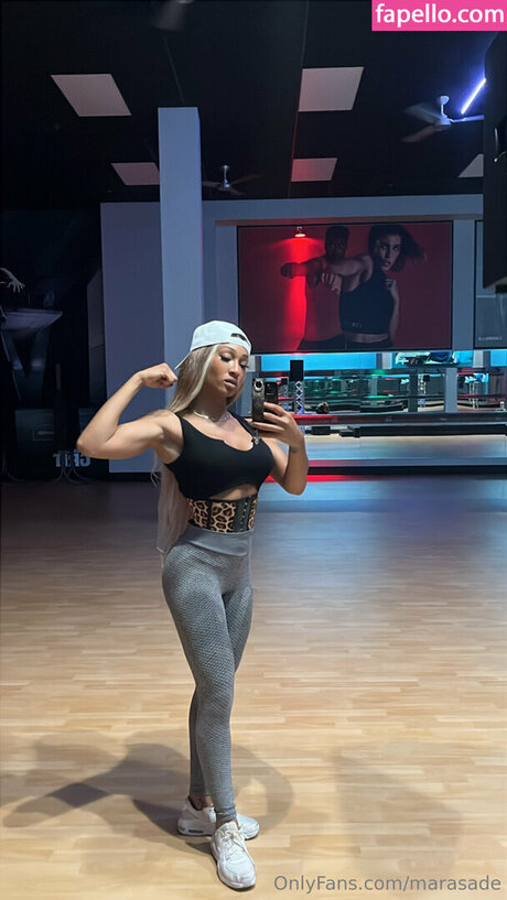 Mara Sade star pretty photo