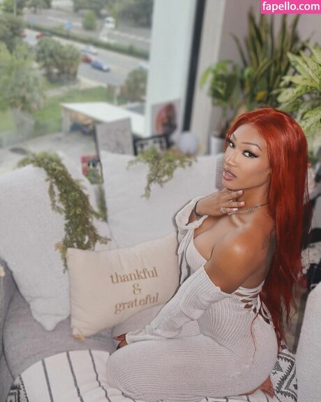 Mara Sade porn star gallery