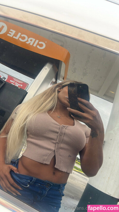 Mara Sade hd pornstar images