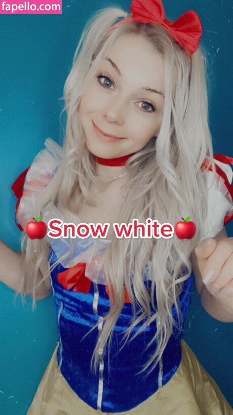 SmileyDani158 sexy model image