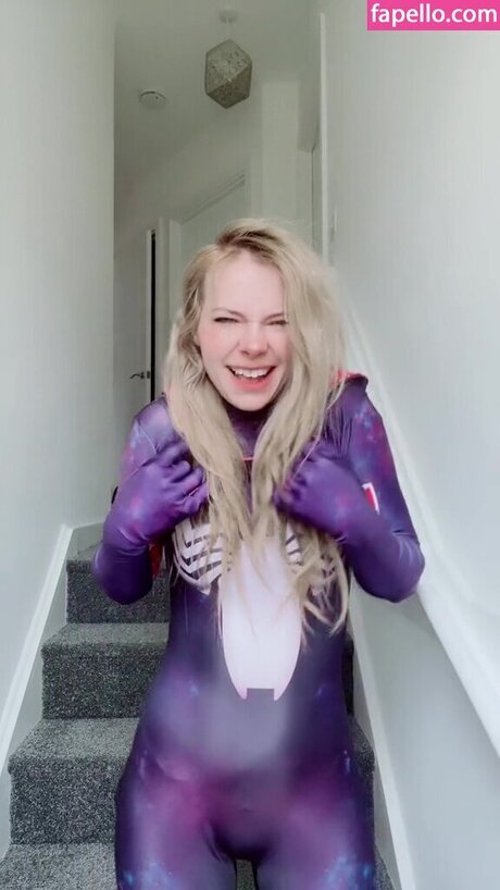 SmileyDani158 model high quality pictures