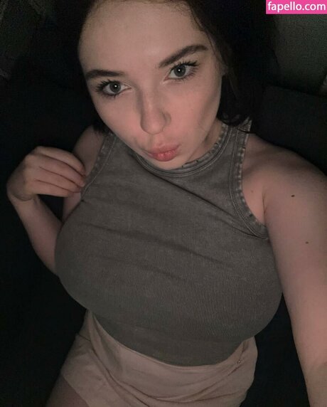 ThuBoppre nude pornstar img