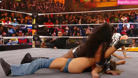 Wren Sinclair star art galleries