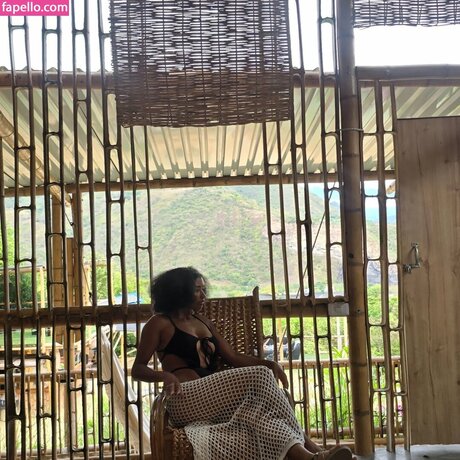 Jessica Nahomy pretty star img