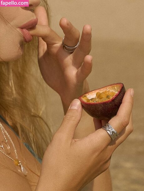 Atanasova Lera star exclusive img