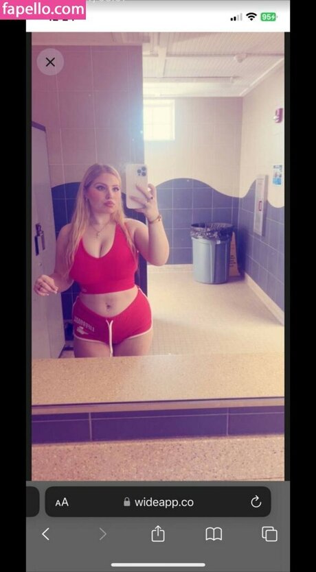 Sadie Stone pretty pornstar picture