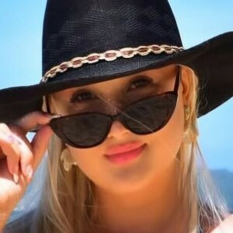 Amber Koltzow Bastick pornstar free image