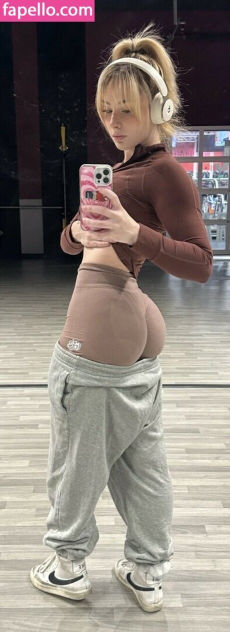 lizgrimess art actress img