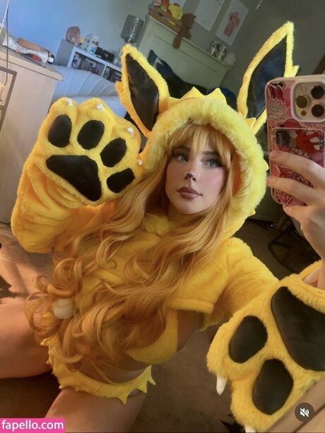 lizgrimess pretty star pic