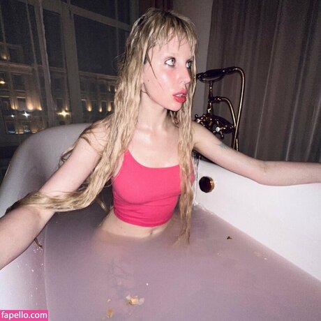 seviliyager adult model gallery