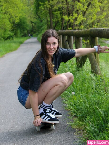 Elisa Santinon porn model img