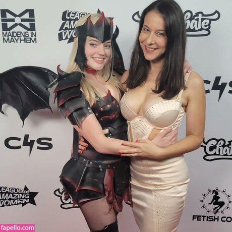 Sarah Gregory pornstar pretty photos