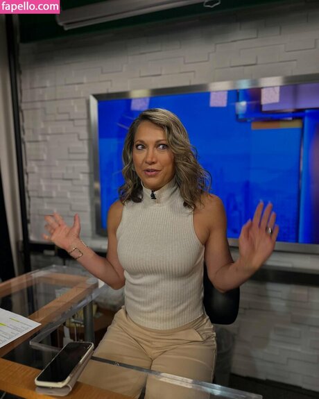 Ginger Zee pornstar perfect img