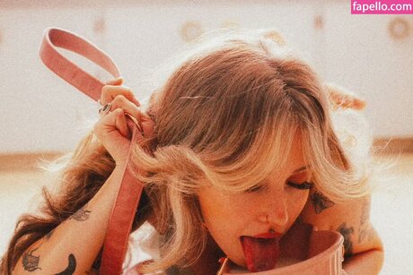 Mushbugs hot actress archive