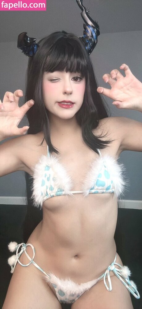 Olivia Usagi erotic model galleries