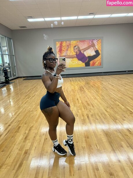 Locdbree high quality actress photos