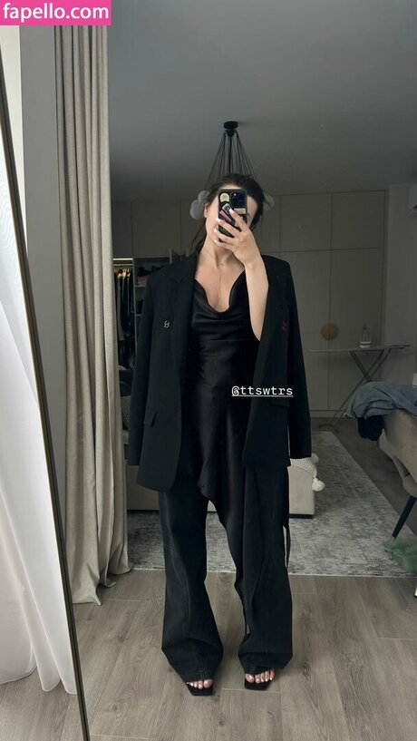 glazalinkaaa sexy model picture