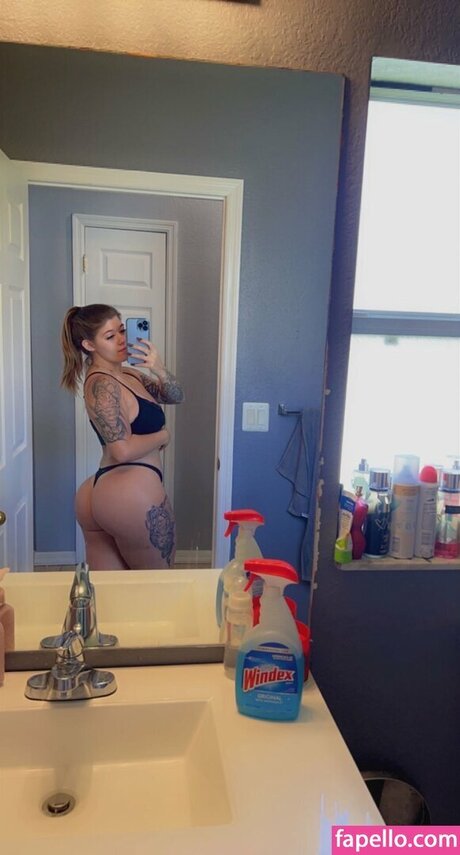 Lexi Johnson star pretty pic