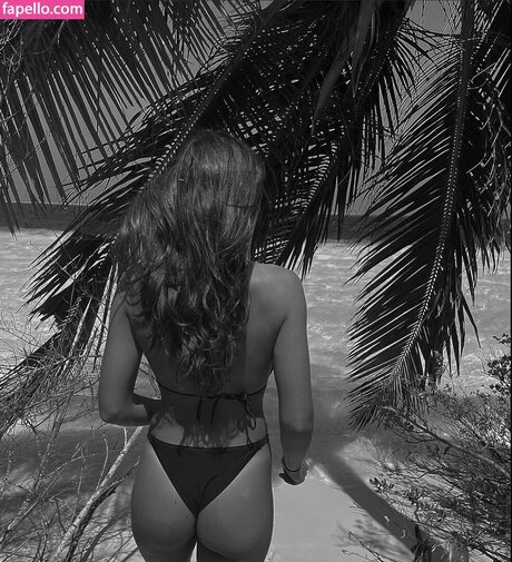 Julie Boye exclusive star pictures