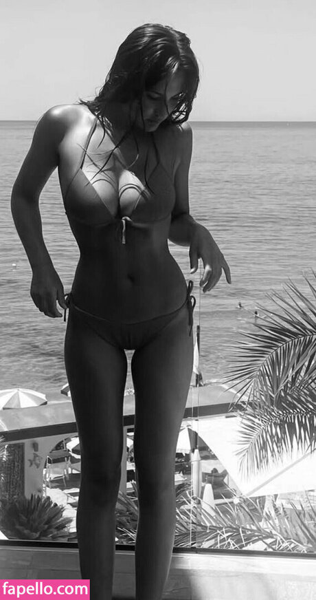 Julie Boye free pornstar picture