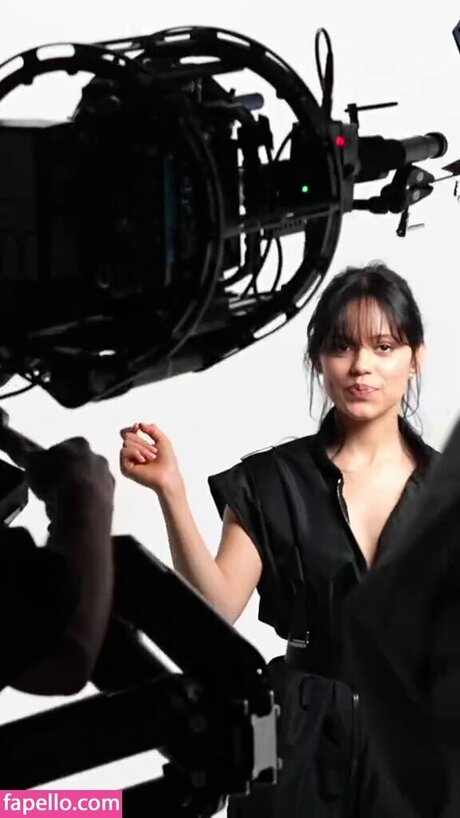 Jenna Ortega pornstar naked image