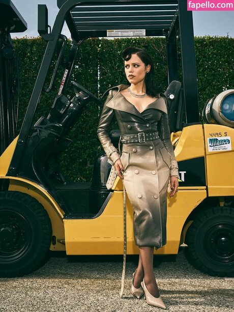 Jenna Ortega model sexy archive