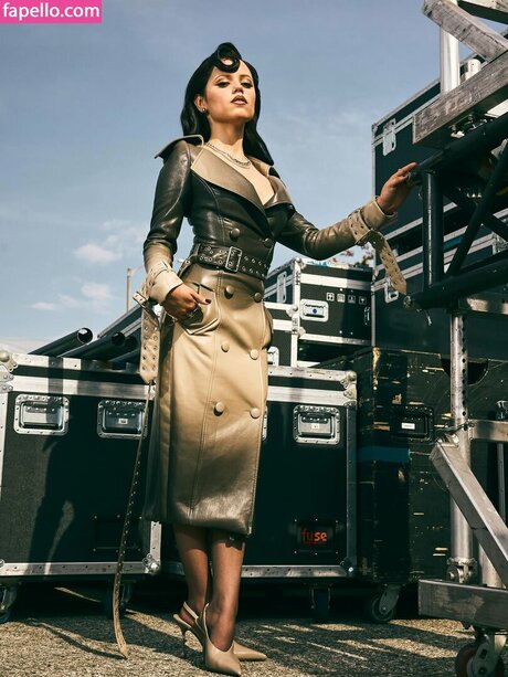 Jenna Ortega pornographic actress picture