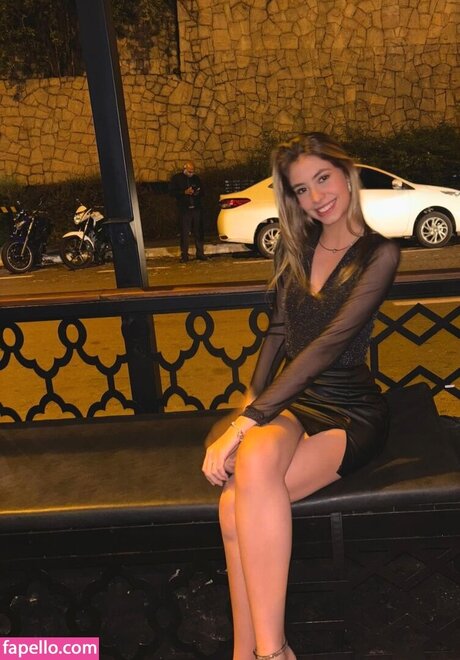 Julia Castrom exclusive star photos