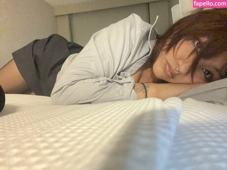 nomamesnico star nude photo