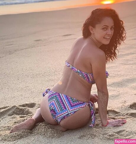 Jessica Segura star perfect archive