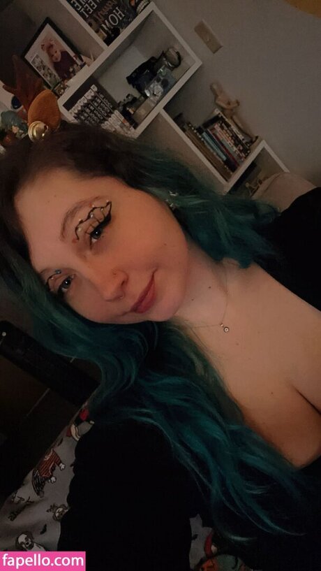 too0ldcat exclusive actress pics