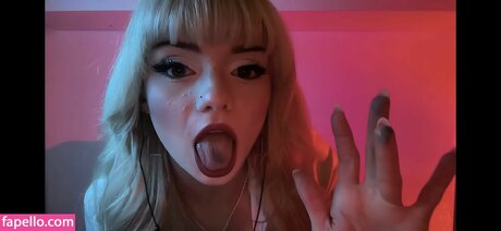 Emma s MySpace pornographic star pictures