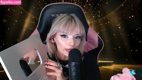 Emma s MySpace xxx model archive