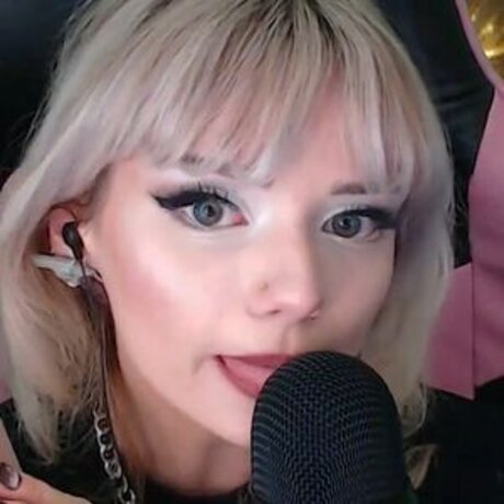 Emma s MySpace porn model photos