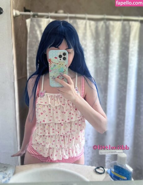 LittleNiiVT top model images