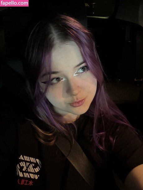 Roscumber star adult archive