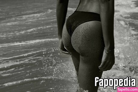 Jade Leboeuf pretty actress galleries