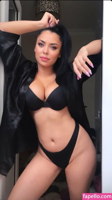 Badebal model pornographic pic