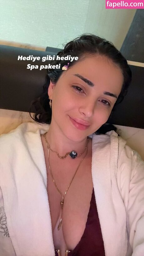 Deniz Ba da_ pornographic star pics