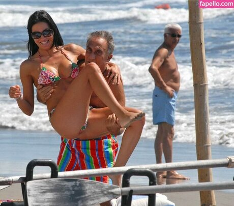 Elisabetta Gregoraci art model photos